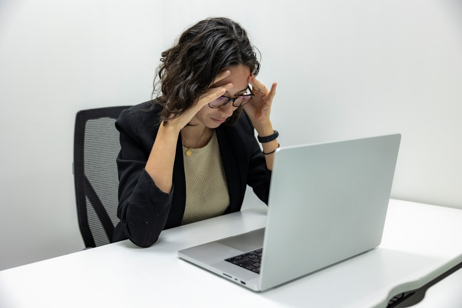 The Role of Support Networks in Job Search Success